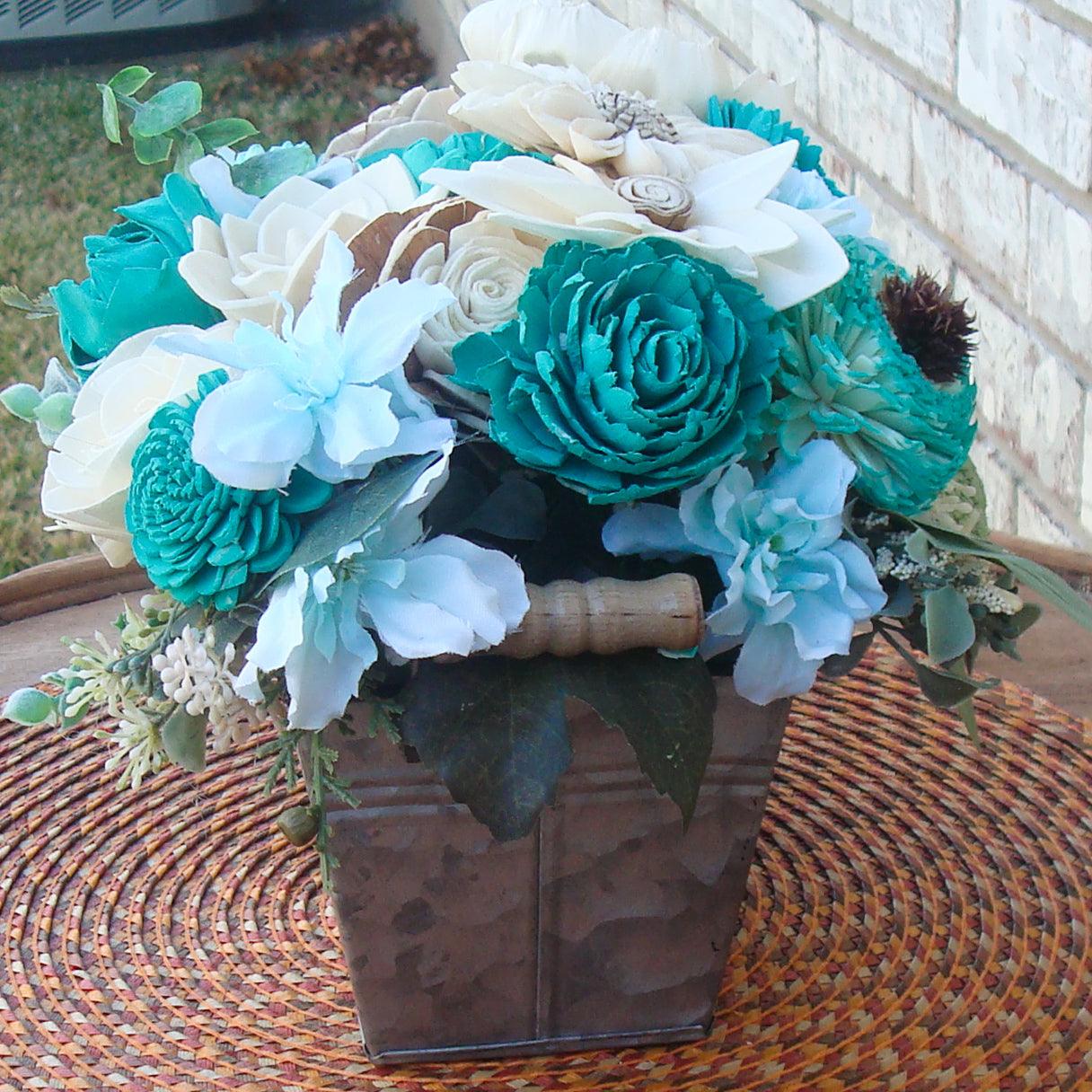 Teal Arrangement